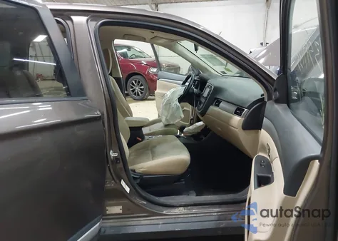 2016 Mitsubishi Outlander Se z USA, uszkodzony, nr VIN JA4AZ3A30GZ012654